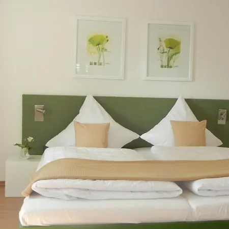 Barbara Pensionat 3*