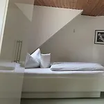 バルバラ ゲストハウス ヴァルメンシュタイナハ